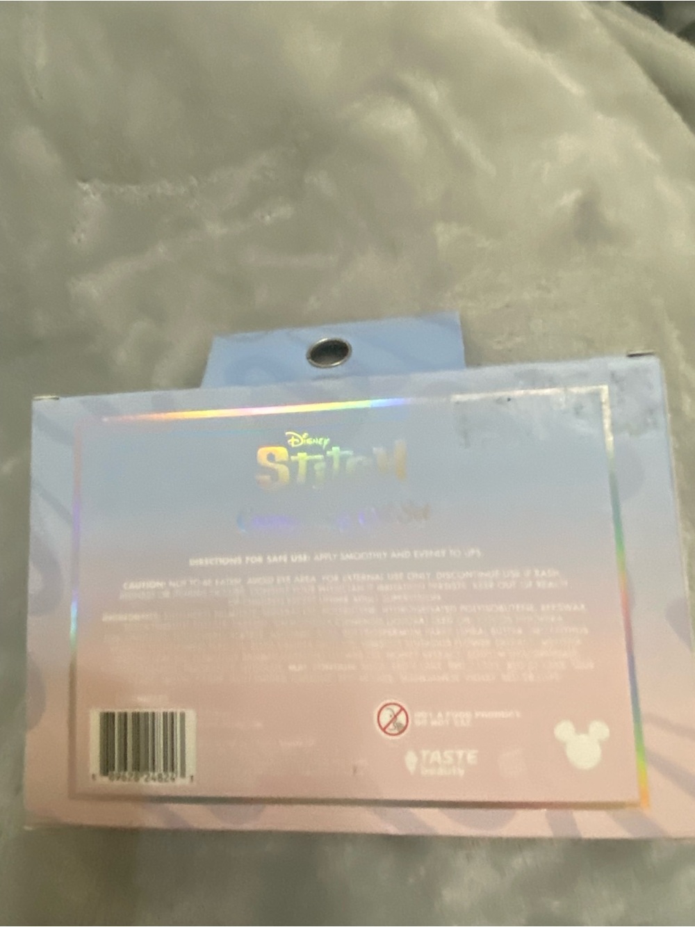 Stitch Lip Oil Set – Assorted flavors - Picture 3 of 5